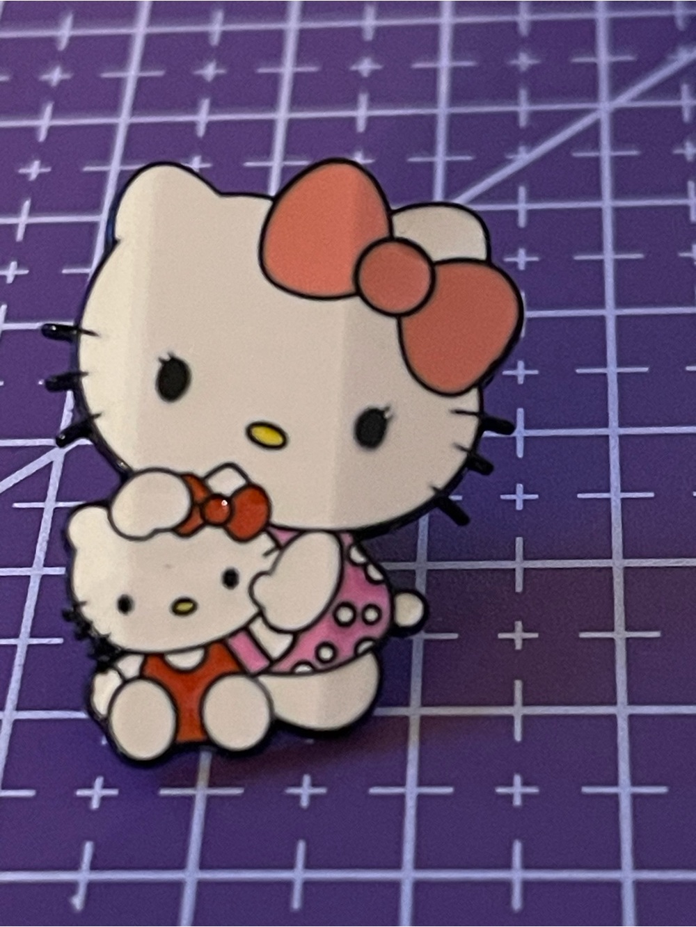 Hello Kitty, Nanny, au pair or babysitter enamel Pin-New